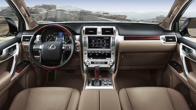 Bọc vô lăng có làm giảm đẳng cấp nội thất xe Lexus GX?