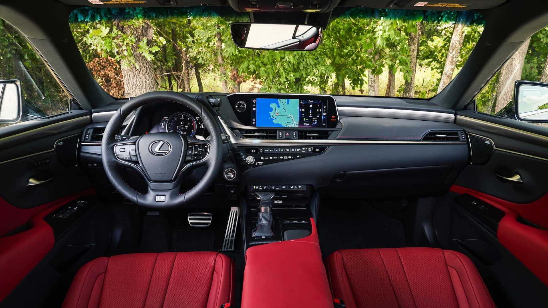 Có cần thiết sử dụng bọc vô lăng cho xe Lexus ES không?