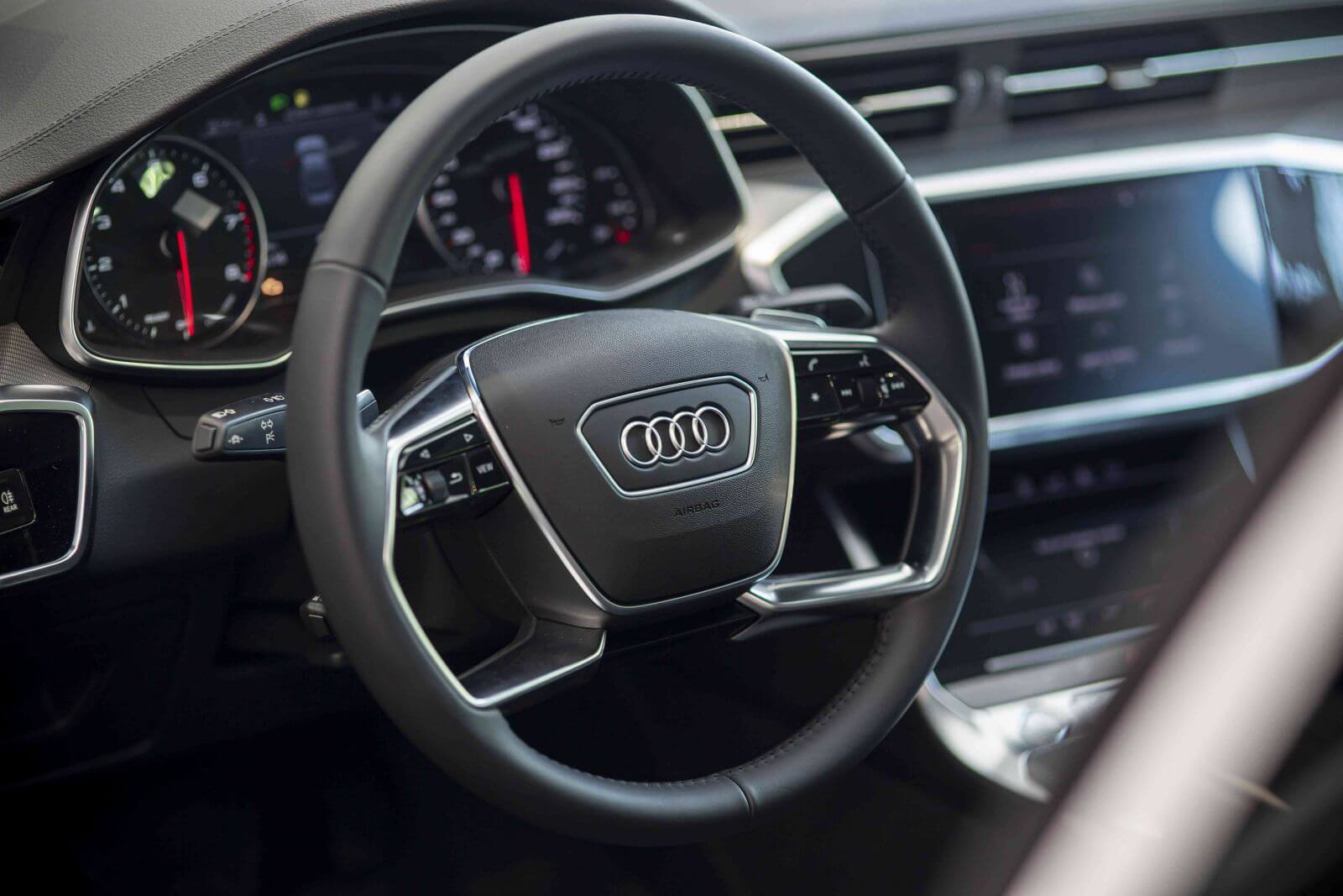 Bọc vô lăng Audi A6 cao cấp, chính hãng hàng đầu